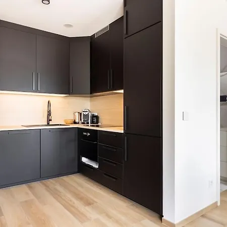 Apartment Modern Near Pwc&deloitte&cloche D’or Mall